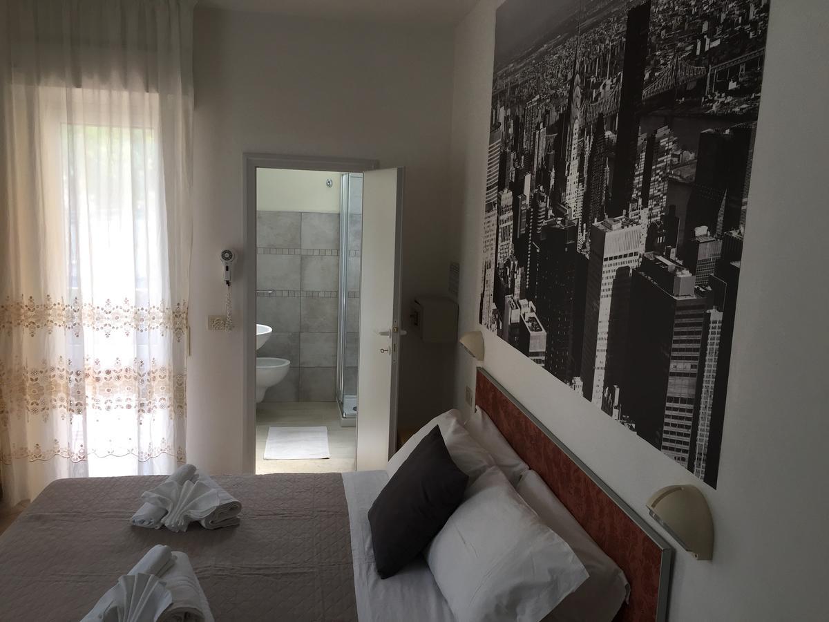 Hotel Monti Riccione Extérieur photo