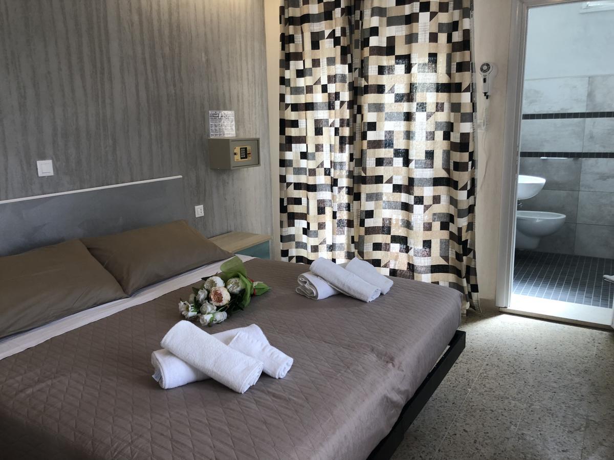 Hotel Monti Riccione Extérieur photo