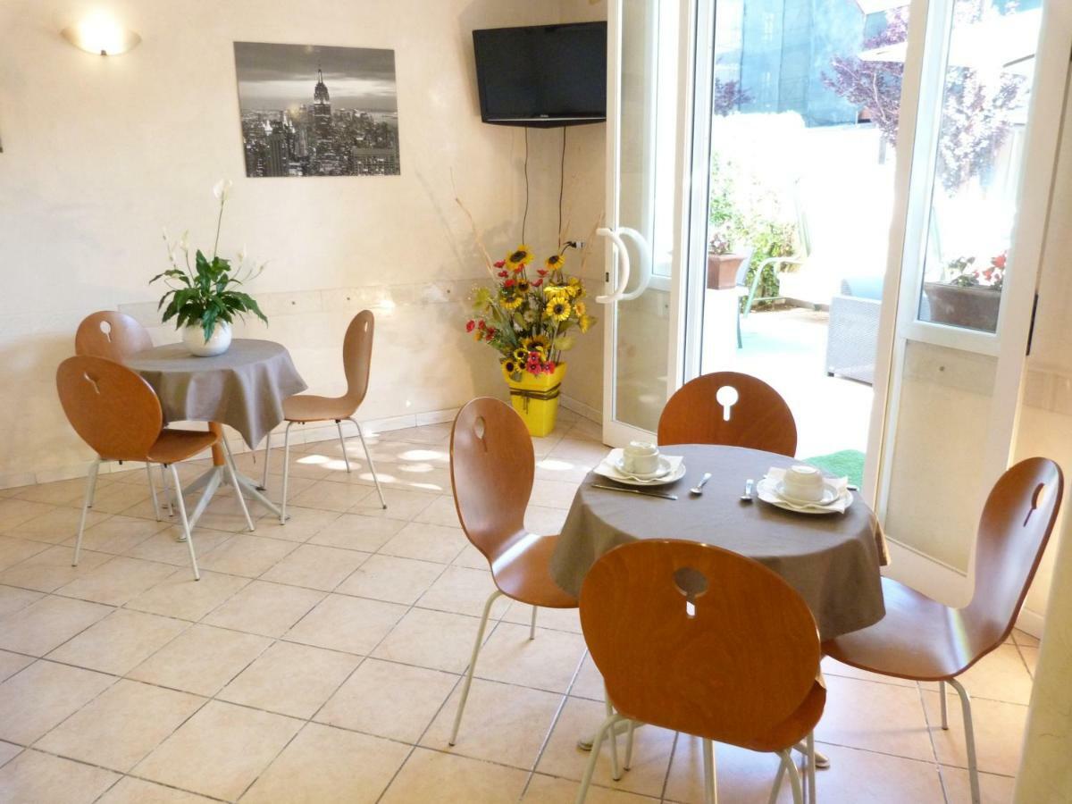Hotel Monti Riccione Extérieur photo